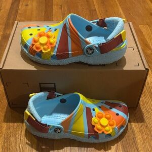 Crocs Classic Slip Resistant Adjustable Terry Cloth-Artic Multi Women’s US 6 WD